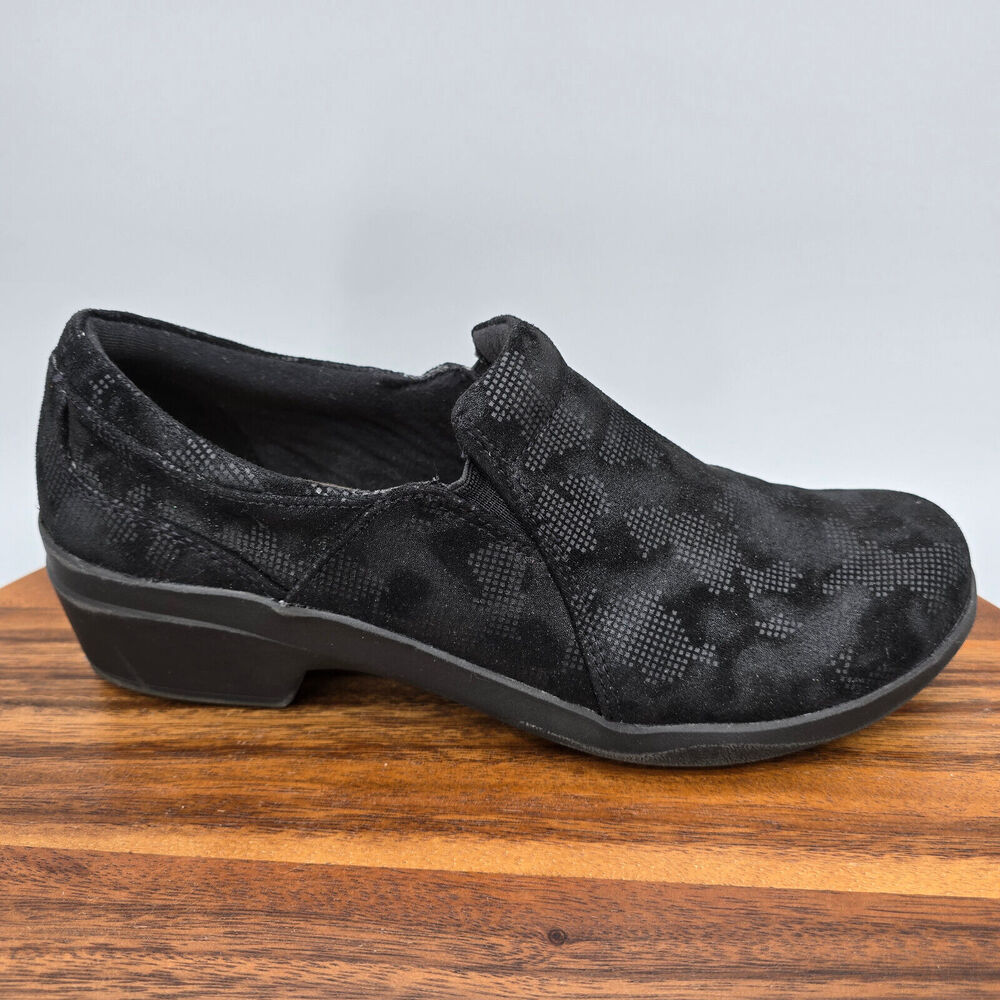 Clarks Shoes Women's 9 M Black Sparkle Slip Resistant Slip On Comfort Work Wedge
